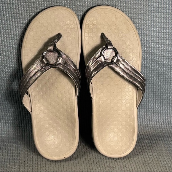 Vionic Tide Aloe Women's Pewter Flip Flop Sandals Size 7 - Picture 5 of 9